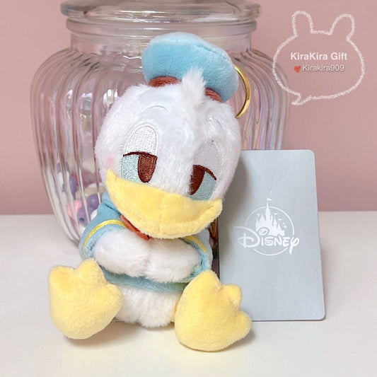 Sleepy Donald plush charm