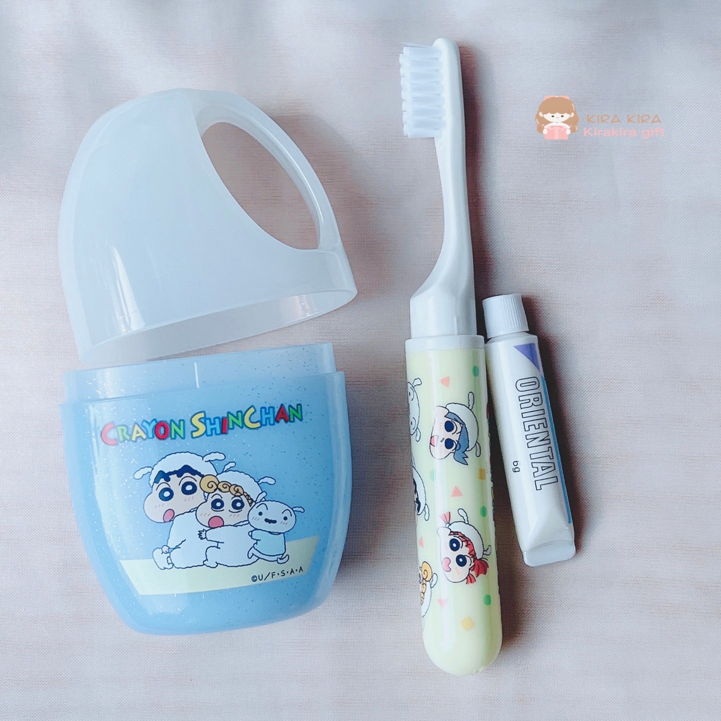 Crayon Shin-chan Travel Dental Set