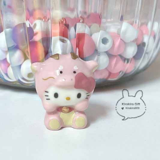 Hello Kitty Dragon Year Fortune Decoration