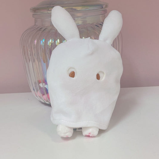 Wish Me Mell Ghost Glow plush charm
